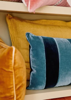 Sezane Coussin Rayures Velours - Petit Modèle- Les Tissus