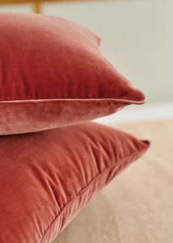 Sezane Coussin Velours Édition -  Petit Modèle- Les Tissus