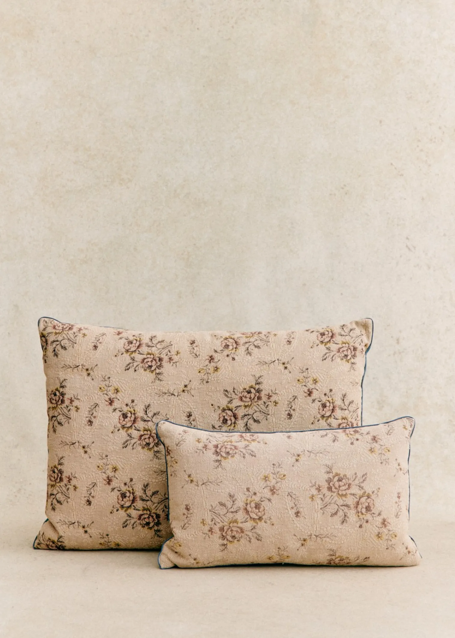 Sezane Coussin Vintage - Petit Modèle- La Sélection Vintage|Les Tissus