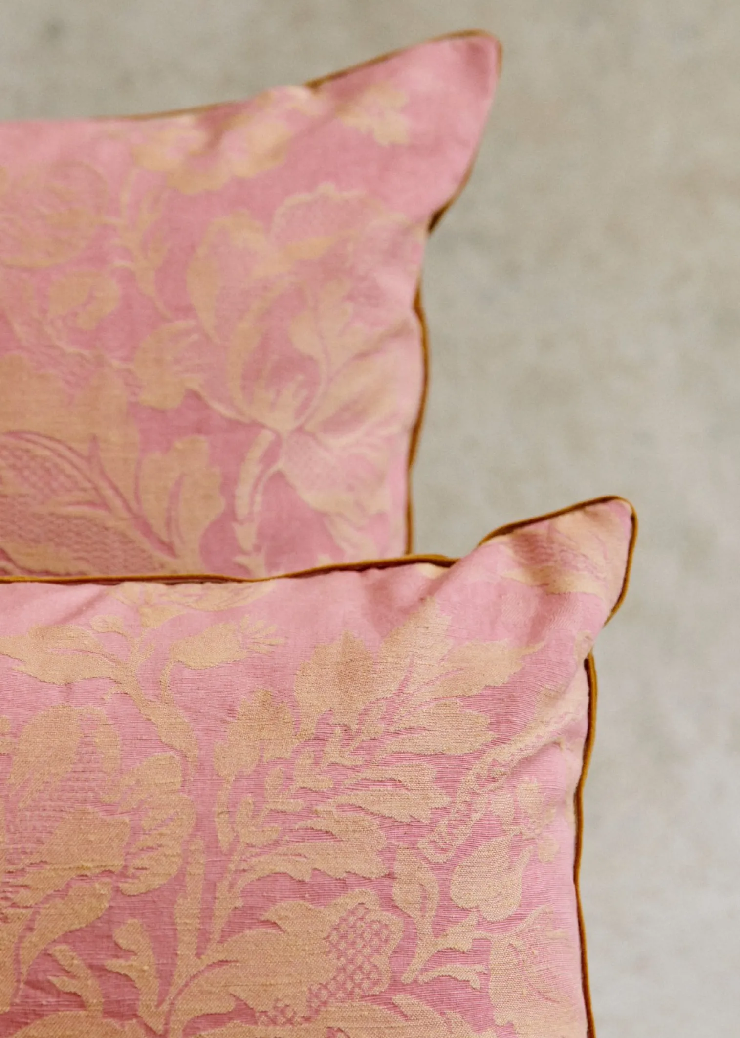 Sezane Coussin Vintage - Petit Modèle- Les Tissus