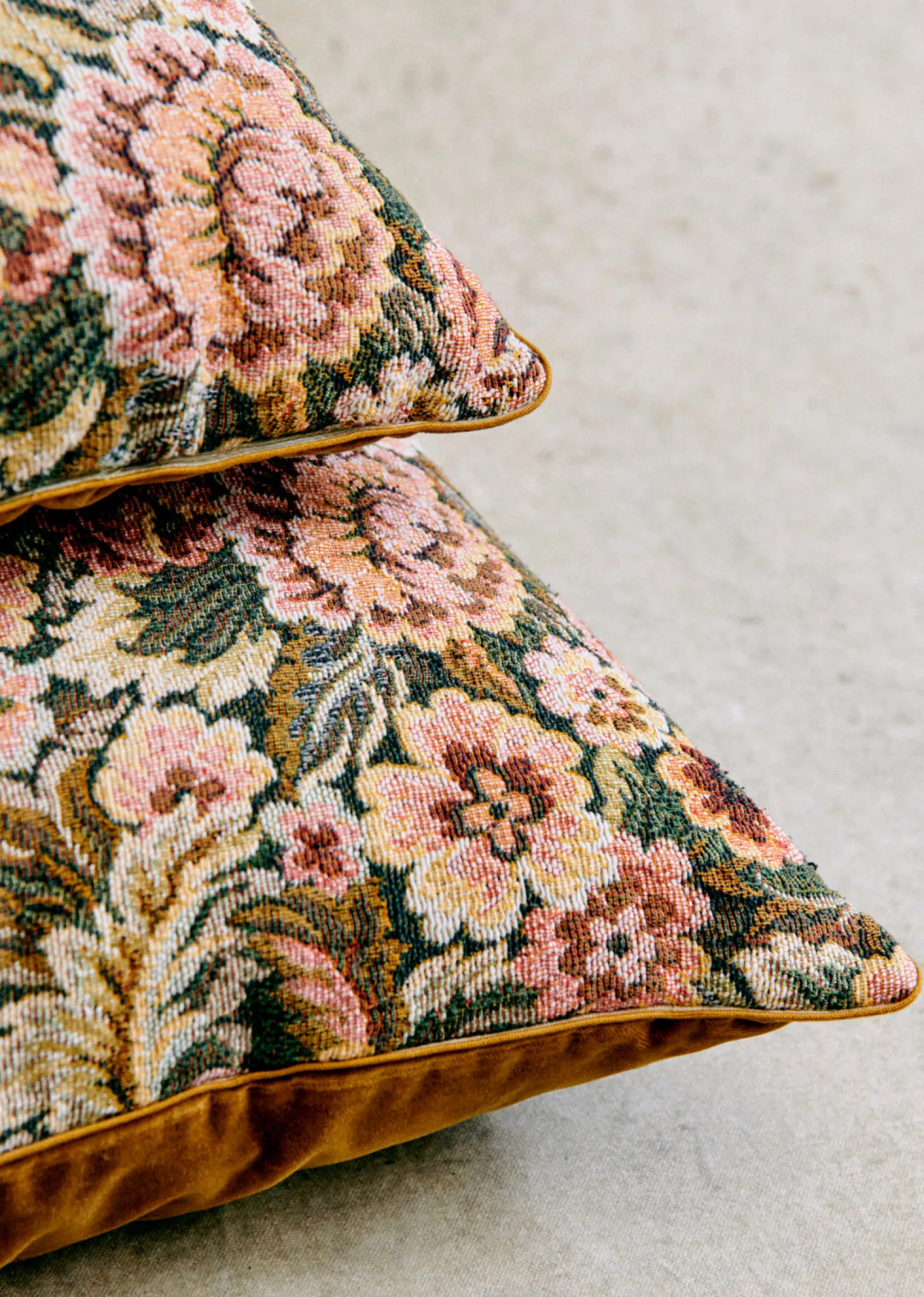 Sezane Coussin Vintage - Très Grand Modèle- La Sélection Vintage
