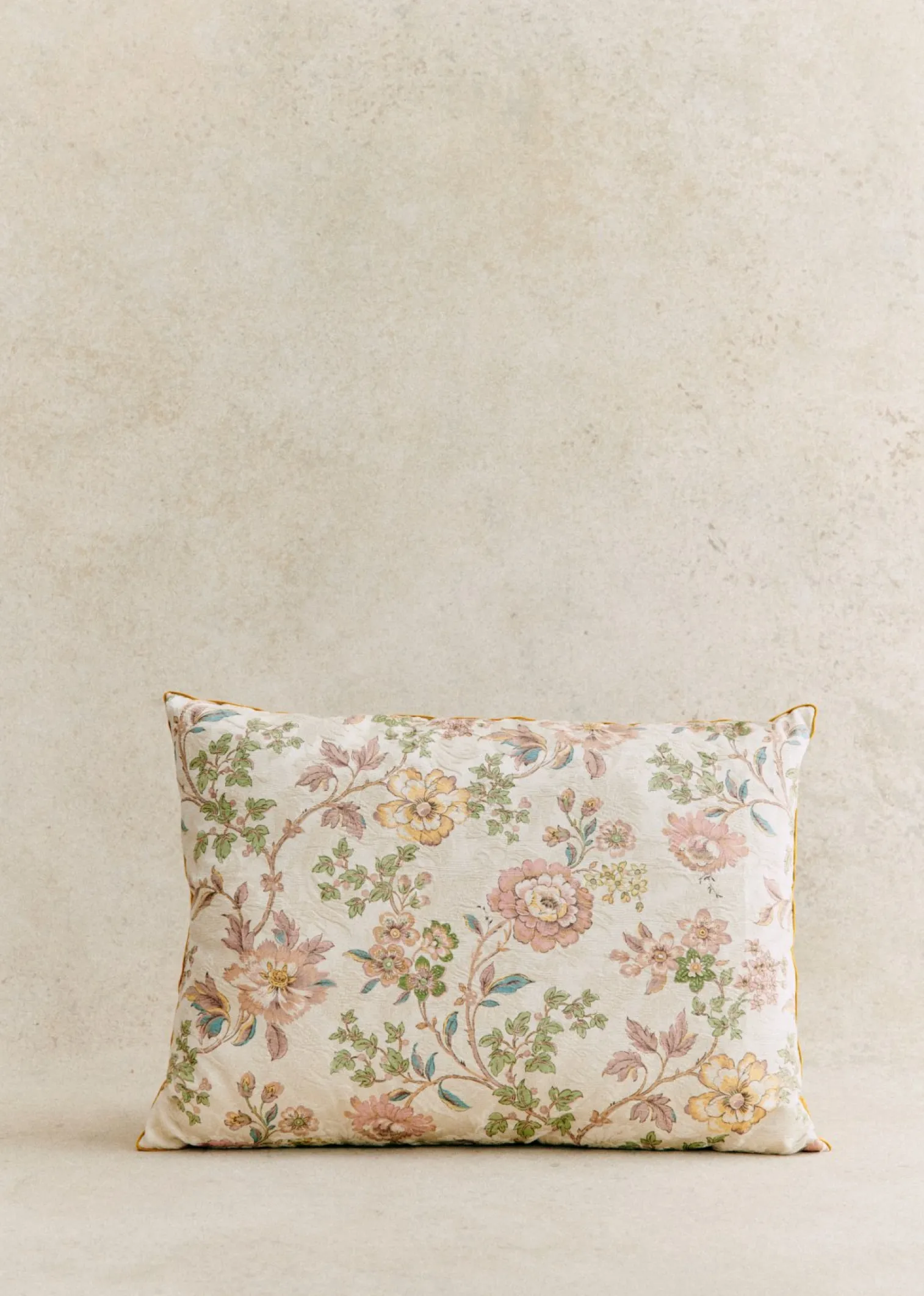 Sezane Coussin Vintage - Très Grand Modèle- La Sélection Vintage