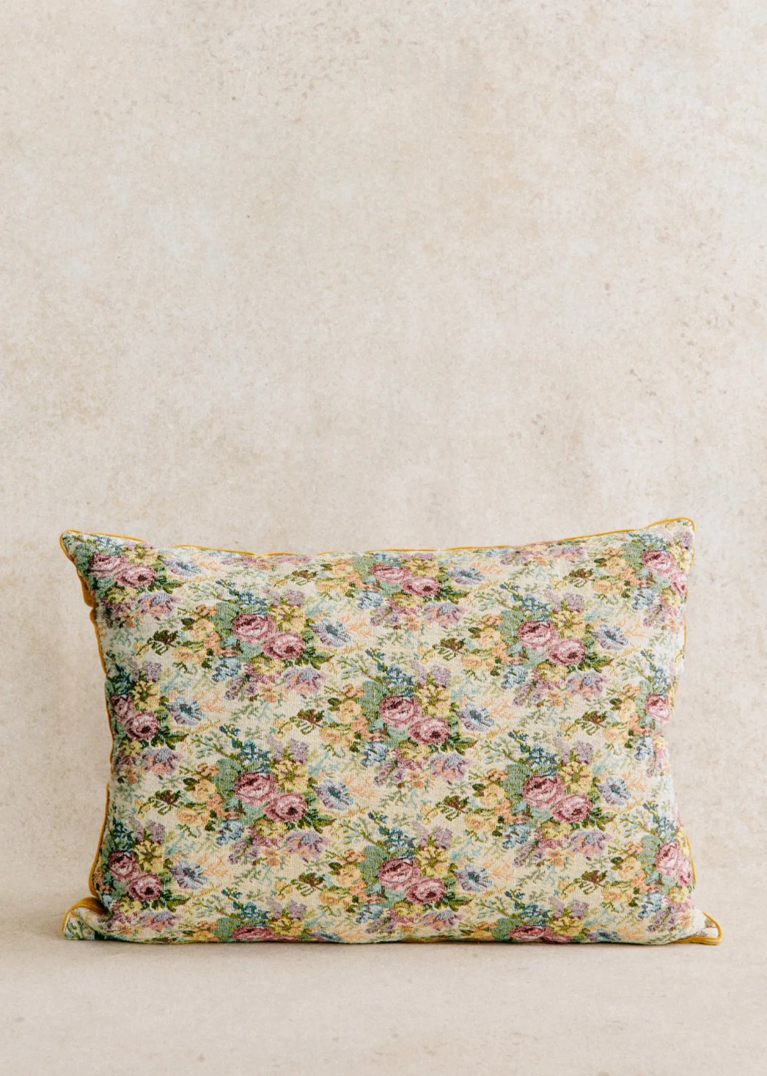 Sezane Coussin Vintage - Très Grand Modèle- La Sélection Vintage