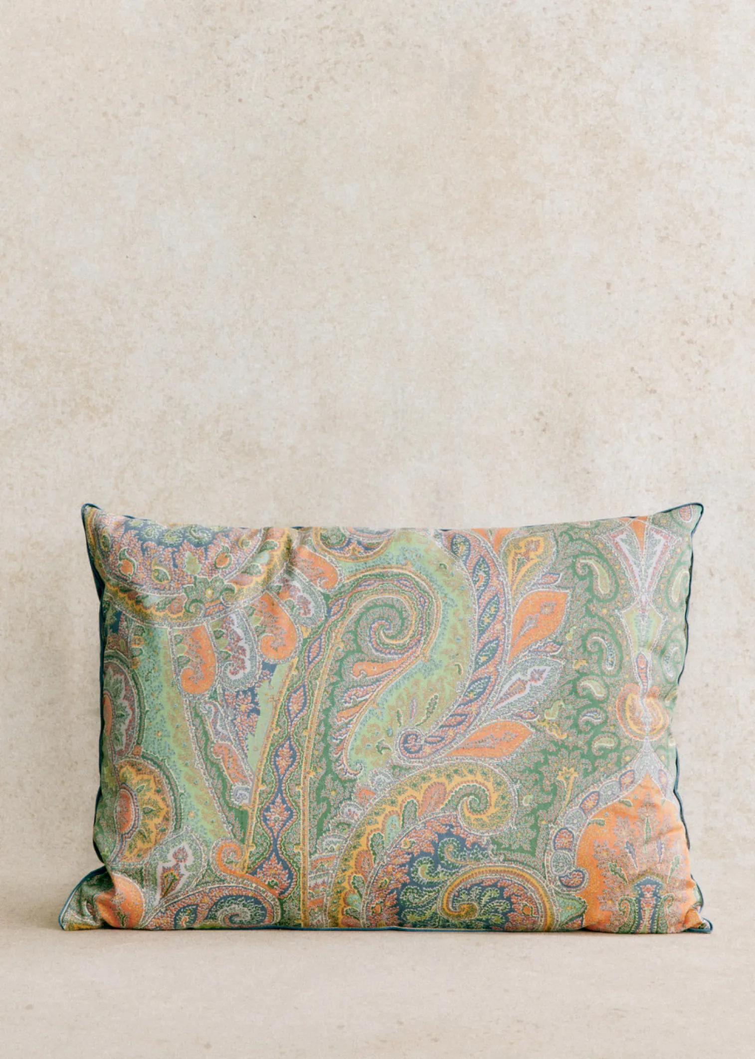 Sezane Coussin Vintage - Très Grand Modèle- La Sélection Vintage|Les Tissus