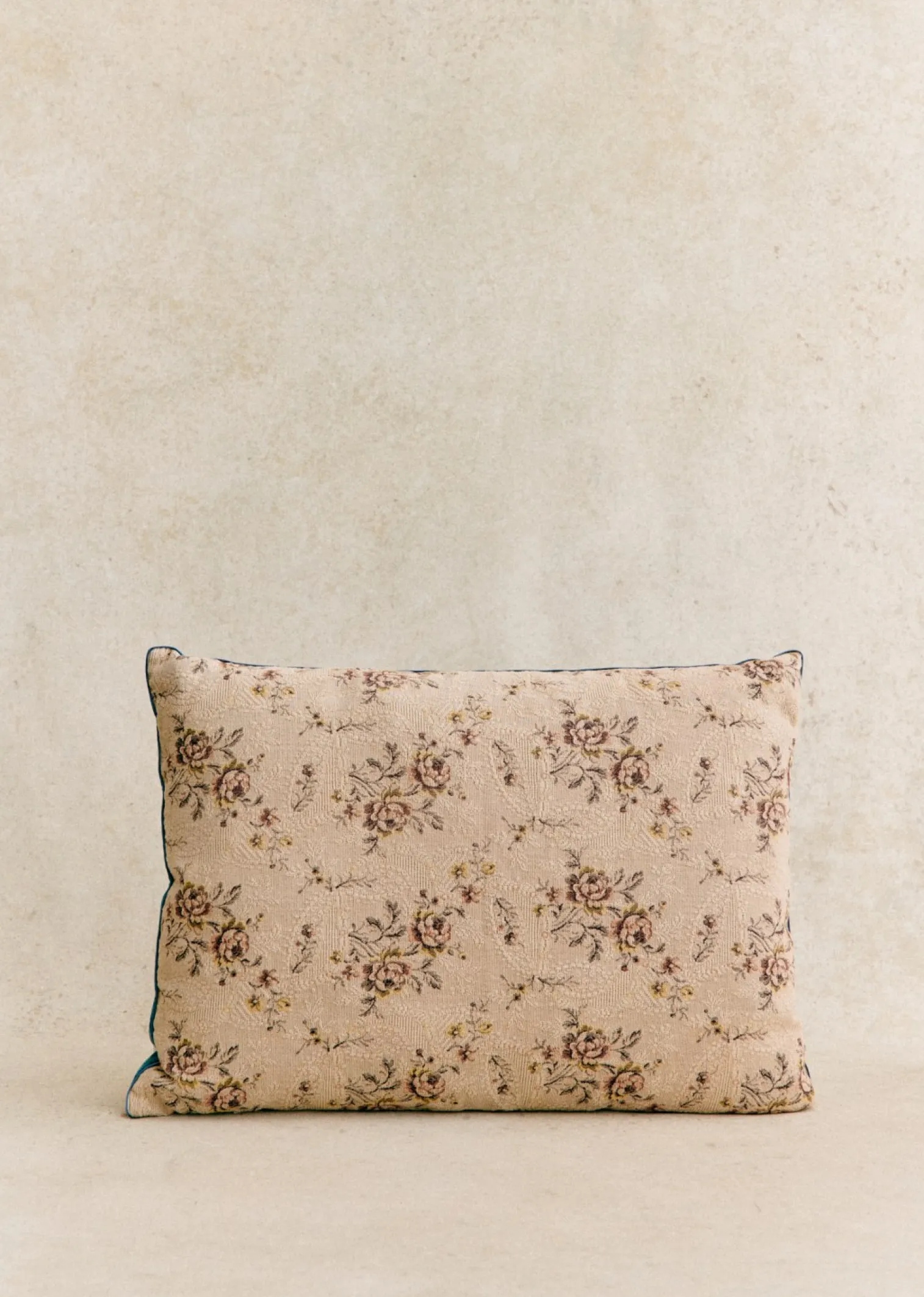 Sezane Coussin Vintage - Très Grand Modèle- La Sélection Vintage