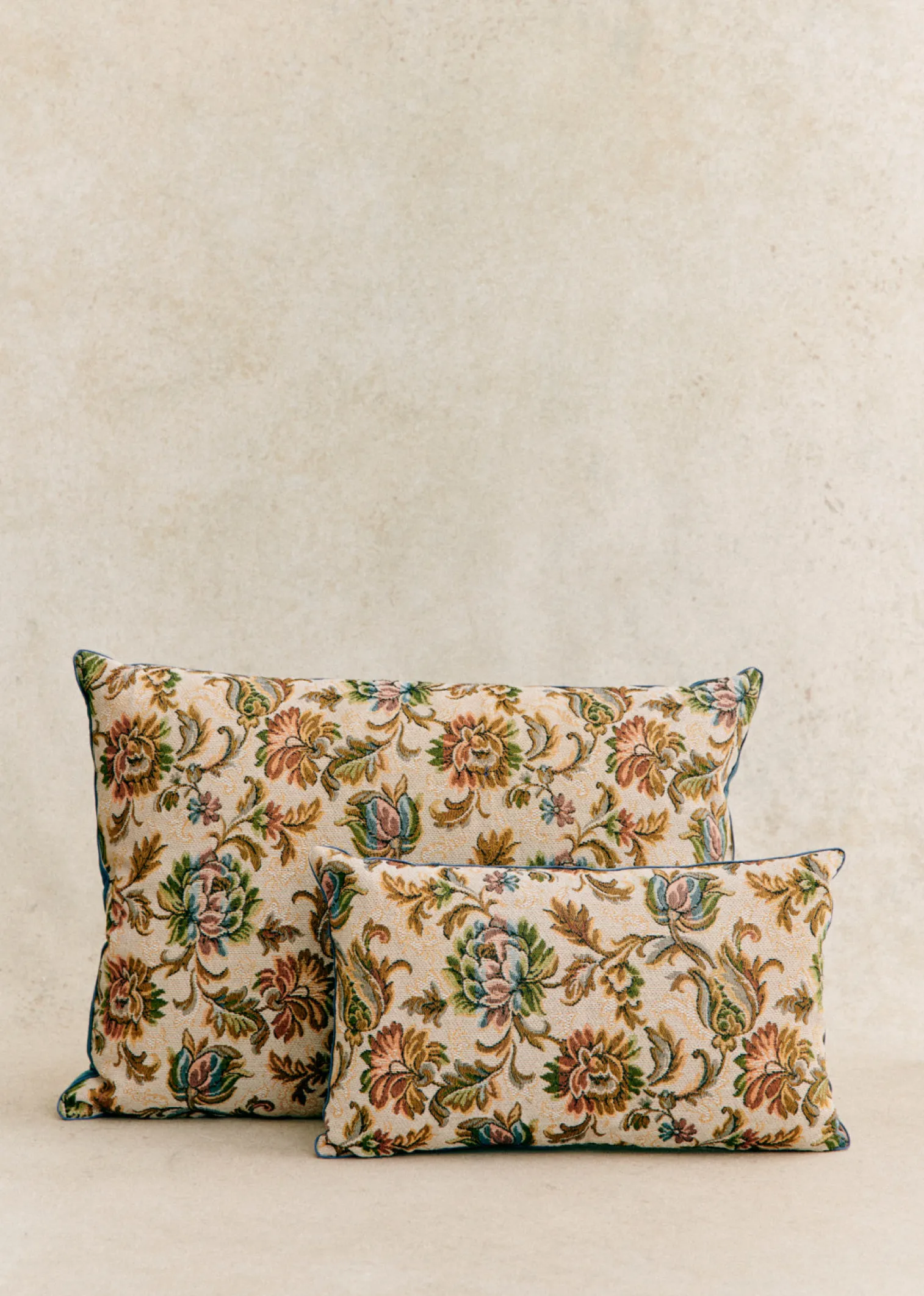 Sezane Coussin Vintage - Très Grand Modèle- La Sélection Vintage