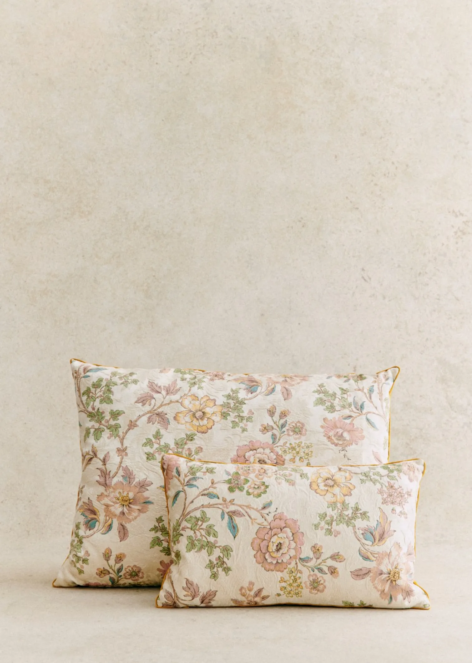 Sezane Coussin Vintage - Très Grand Modèle- La Sélection Vintage