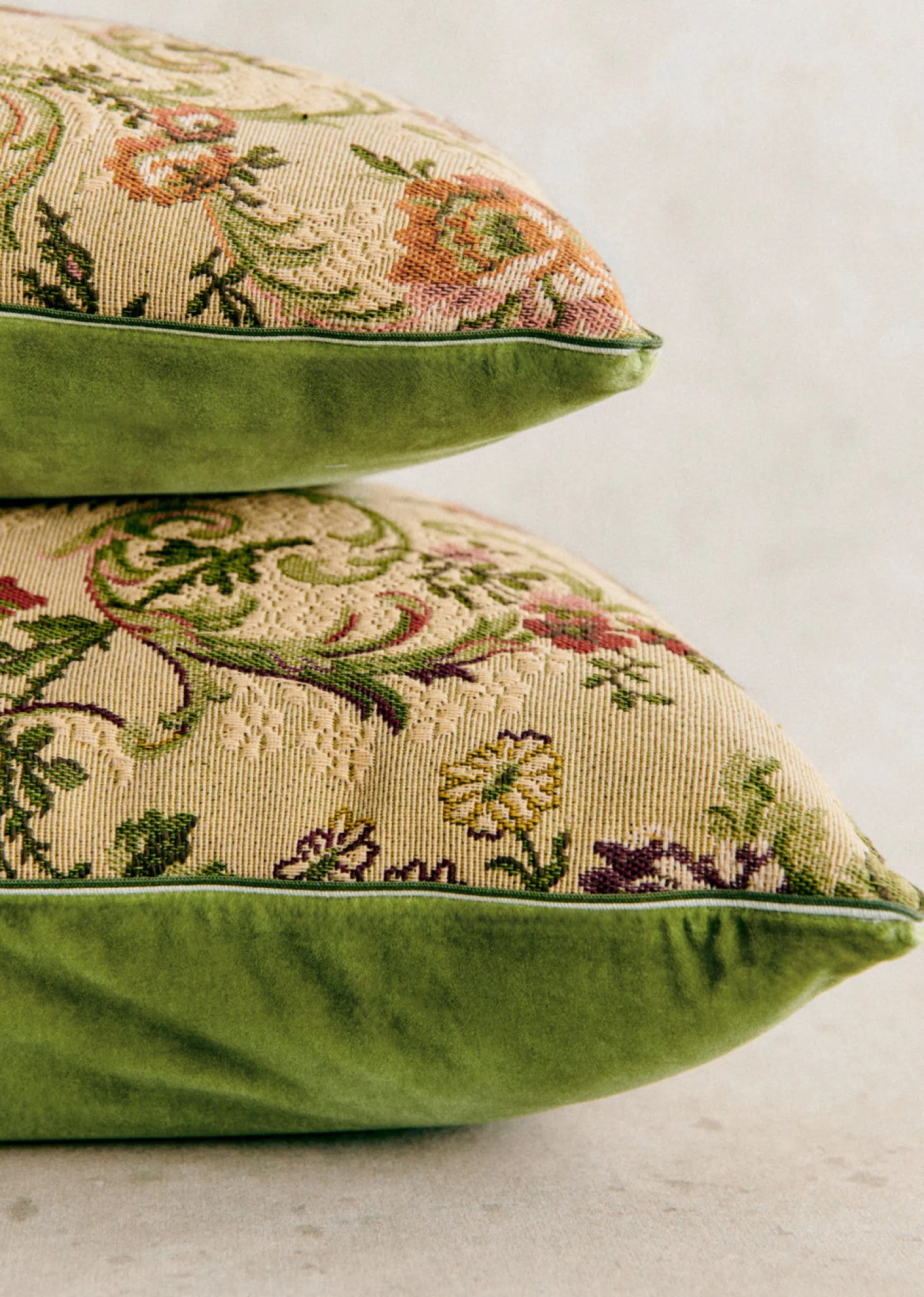 Sezane Coussin Vintage - Très Grand Modèle- La Sélection Vintage