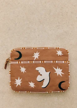 Sezane Housse D'ordinateur - Sézane X Pangea- Lifestyle