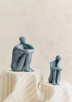 Sezane Sculpture Guénolée Courcoux - Femme Dans Ses Pensées Petit Modèle- Les Invités