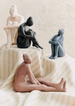 Sezane Sculpture Guénolée Courcoux - Femme Dans Ses Pensées Petit Modèle- Les Invités